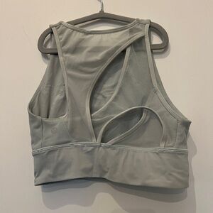 Lululemon 6 bra with crossed back mesh
